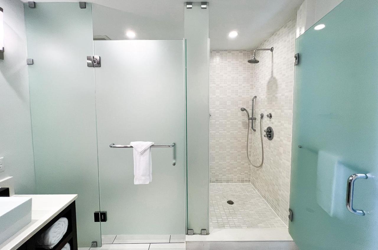 Aparthotel Modern Private Studio - King Bed, Jacuzzi, Balcony And Pool à Miami Extérieur photo
